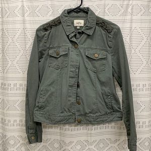 Army green Daytrip jacket